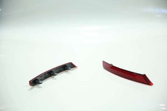 3GB 945 105/106 Otomatik Arka Tampon Reflektör Işık VW Passat 2019 2020