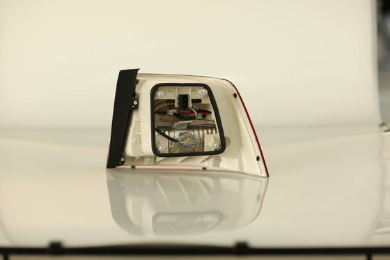 2009 2010 2011 2013 2012 Volkswagen Passat Stop Lambalarının Değiştirilmesi